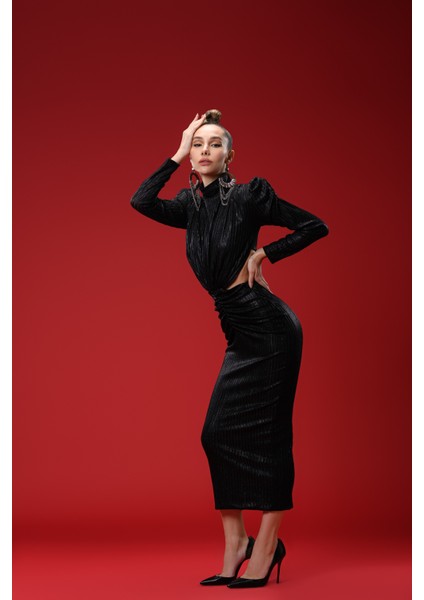 Triko Cut Out Detaylı Midi Elbise fiyatları