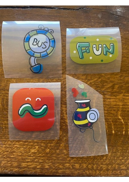 7x7 cm 4 Lü Çocuk Transfer Baskı Tişört Kot Baskı Arma