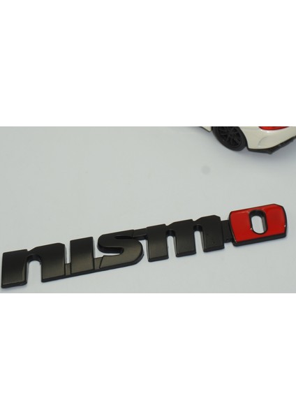 Nissan Nismo Siyah Kırmızı Bagaj Logo Arma Amblem