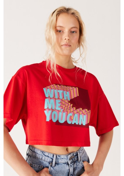 Loose Fit Rahat Kesim %100 Pamuk Bisiklet Yaka Kırmızı Crop Tişört fırsatları