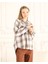 Kare Desenli Kadın Gömlek 4