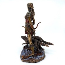 Rakun Home Iskandinav Mitolojisi Av Tanrıçası Skadi biblo