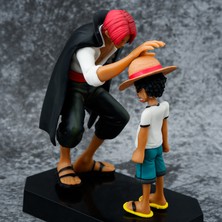 One Piece Korsanlar Çevresel Hasır Şapka Luffy Kızıl Saç Shanks Çanta El Figürü Sahne Versiyonu Kafaya Dokunmak Araba Modeli Süsleme (Yurt Dışından)