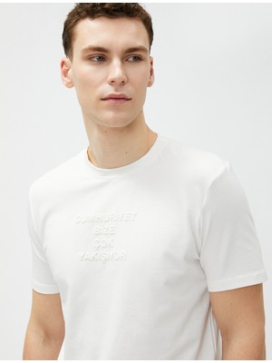 Koton Cumhuriyet Baskılı Tişört 100.YILA Özel