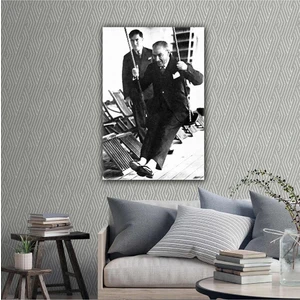 Canvasum Mustafa Kemal Atatürk Karizma Asalet Siyah Beyaz Fotoğraf Salıncak Kanvas Tablo AR030122