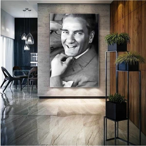  Canvasum Mustafa Kemal Atatürk Gülümseyen Ulu Önder Kanvas Tablo AR030126