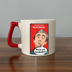 Mor Mürekkep Kişiye Özel Beden Eğitimi Öğretmeni Çerçeveli Ben Bu Yaz Baskılı Kırmızı Kulplu D Kupa