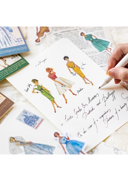 1-C Mohamm 40 Sayfa Retro Nostaljik Moda Kıyafet Çıkartmalar Karakter Dıy Malzeme Sahne Kolaj Dergisi Karalama Defteri Planlamacıları (Yurt Dışından)