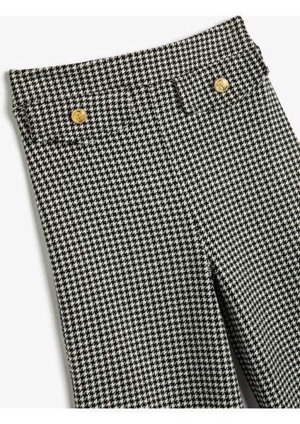 Geniş Paça Pantolon Cep Aplikeli Düğme Detaylı modelleri