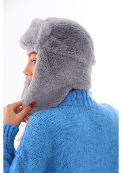 Kadın Kürklü Kulaklıklı Peluş Şapka fırsatları