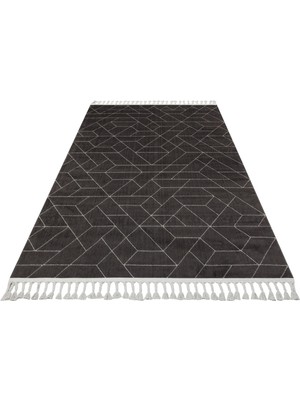 Rabat Siyah Geometrik Mikropolyester Makine Halısı