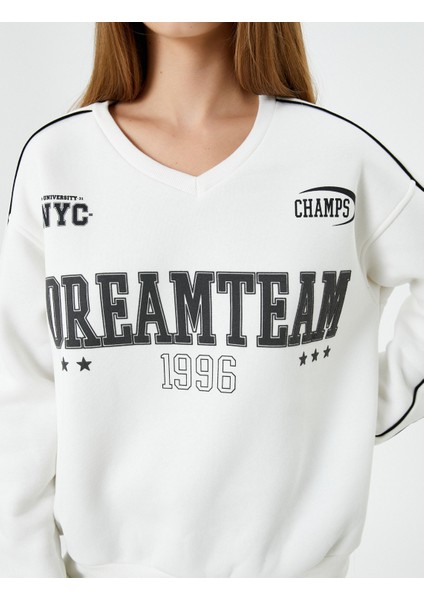 V Yaka Kolej Sweatshirt Baskılı Uzun Kollu indirimleri