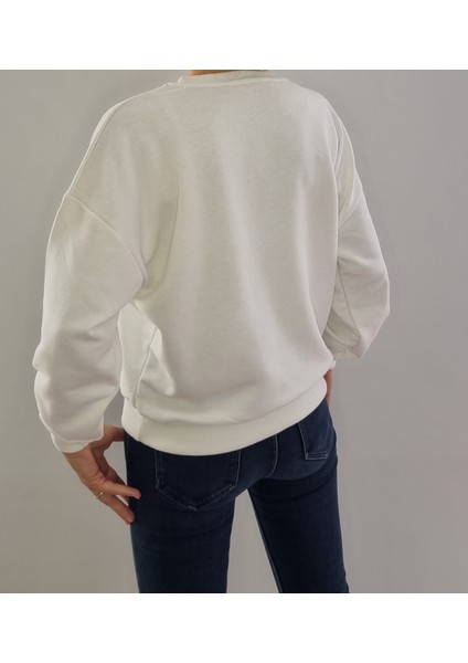 Oversize Model beyaz Baskılı Bisiklet Yaka Spor Şık 3 İplik Şardonsuz Sweatshirt fırsatları