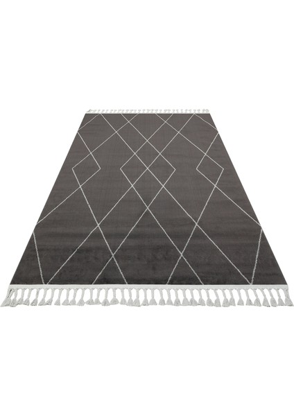 Modena Siyah Geometrik Mikropolyester Makine Halısı