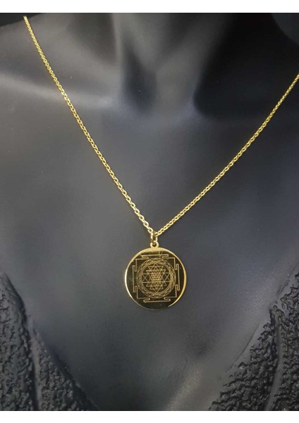 Sri Yantra V Yaşam Çiçeği Sarı Renk 925 Ayar Gümüş Çift Yönlü Kazıma Kolye