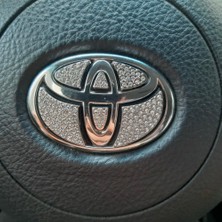 İdeal Aksesuar Toyota Taşlı Direksiyon Logosu Kristal Toyota Stone Steering Wheel Logo Crystal Arma Iç Logo