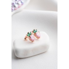 Nereze 925 Ayar Gümüş Rose Kaplama Pembe Taşlı Çilek Küpe