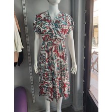 Kral Çiçek Desenli Viskon Elbise