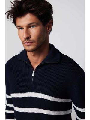Tudors Erkek Slim Fit Fermuarlı Dik Yaka Çizgili Pamuklu Triko Kazak