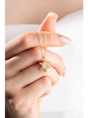 Nereze 925 Ayar Gümüş Gold Altıgen Tasarım Kartanesi Model Kolye