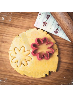 Bi'şeyler Sepeti Çiçek Kurabiye Kalıbı