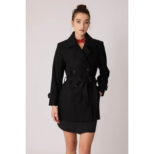 Önü Düğmeli Kuşaklı Kısa Kaşe Kaban