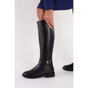 Kadın Steele Siyah Cilt Tokalı Düz Topuklu Çizme