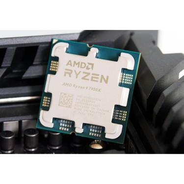 AMD Ryzen 9 7950X 4,5 GHz 64 MB Cache AM5 İşlemci Fiyatı