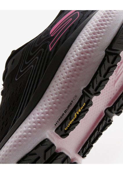 Go Run Ride 11 Kadın Siyah Koşu Ayakkabısı 172079 Bkpk fiyatları