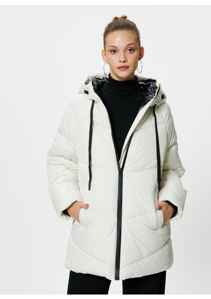 Beyaz - Siyah Kadın Mont 4WAL00026IW modelleri