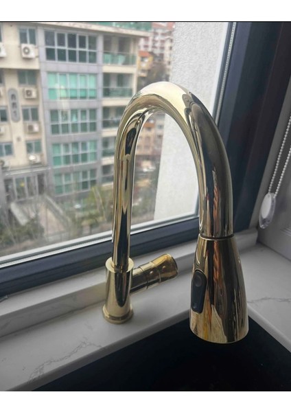 Spiralli Mutfak Bataryası Gold Spiralli Evye Musluğu Uzayan Sistem Armatür Altın Musluk