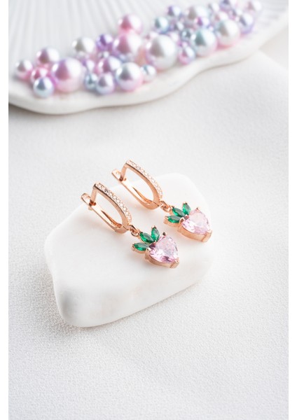 925 Ayar Gümüş Rose Kaplama Sallantılı Pembe Taşlı Çilek Küpe fırsatları