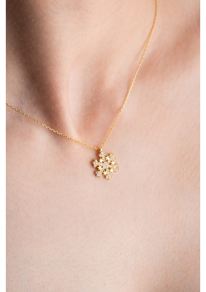 925 Ayar Gümüş Gold Yıldız Detaylı Kartanesi Kolye indirimleri