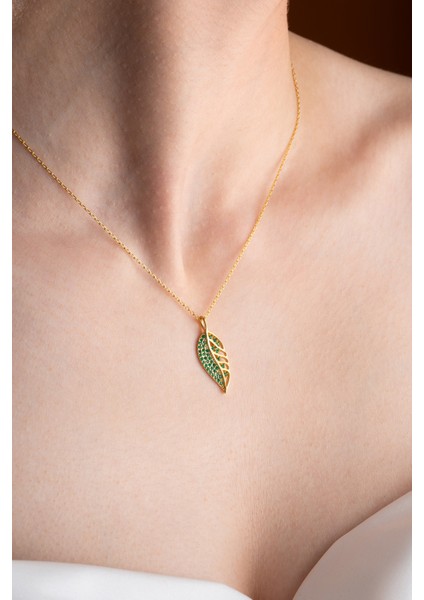 925 Ayar Gümüş Gold Yeşil Zirkon Taşlı Yaprak Tasarım Kolye indirimleri