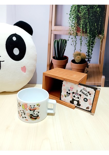 Ikili Peluş Panda Yastık ve Ahşap Kutulu Panda Temalı Seramik Kupa Bardak Hediye Seti modelleri