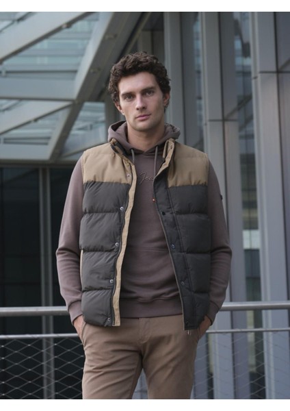 Erkek Slim Fit Haki Rüzgar Su Itici Termo İç Astarlı Nefes Alabilen Yelek Ncs Jeans 4514