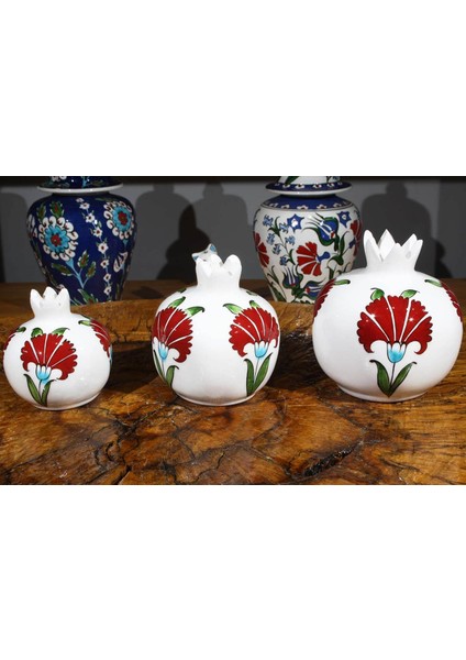 Karanfil Desenli Nar Takımı