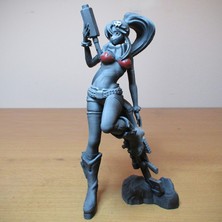 3Duman Gurren Lagann Yoko Littner Figürü Gri 10 x 15 cm