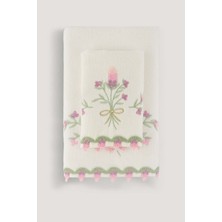Arliva Home Lavanta Kadıfe Nakıslı Çeyız Havlusu Krem 30X50