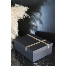 Chanza Home Siyah Orta Boy Sert Kalın Kutu Hasır Detaylı Hediye Kutusu 25 x 19 x 9