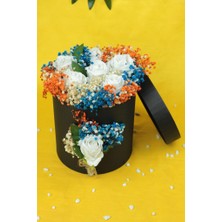 Beyaz Güllerle Romantik Siyah Kutu Konsept Sevgiliye Hediye