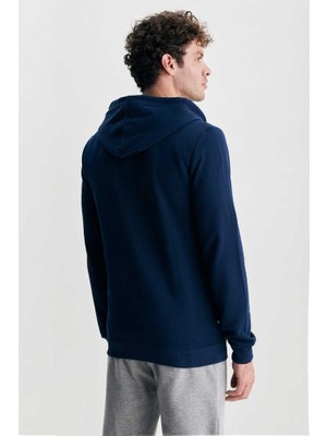 HILGARD Koyu Lacivert Kapüşonlu ve Fermuarlı Baskılı Standard Fit Erkek Sweatshirt