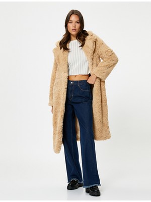 Koton Oversize Peluş Kaban Uzun Cep Detaylı Düğmeli