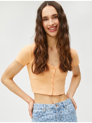 Koton Crop Tişört V Yaka Kısa Kollu Düğmeli