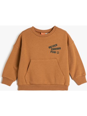 Koton Sweatshirt Bisiklet Yaka Uzun Kollu Kanguru Cepli Baskılı Şardonlu Pamuklu