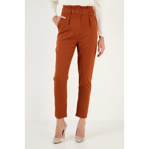 Yüksek Bel Cepli Kemerli Regular Fit Kumaş Pantolon Bayan Pantolon 611PL04