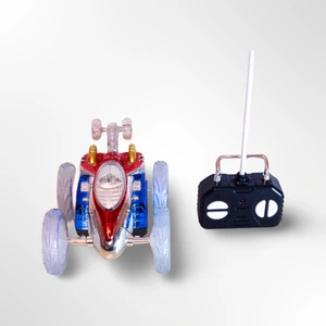 Kara Toys Uzaktan Kumandalı Takla Atan Akrobat Araba Işıklı 360 Derece Dönebilen Pilli