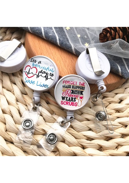 Y17 1 Adet Stetoskop Doktor Öğrenci Kaliteli Geri Çekilebilir Hemşire Rozet Makarası Klip Kimlik Kartı Sevimli Kartvizit Tutucu Ofis Aksesuarları Için (Yurt Dışından) modelleri