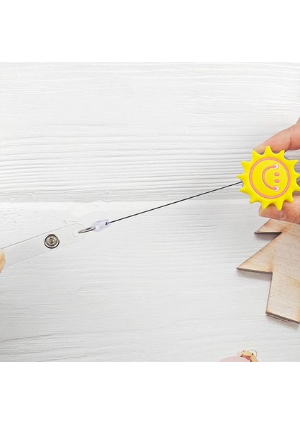 24 60CM Silikon Sevimli Ayçiçeği Meyve Bulut Geri Çekilebilir Makaralı Isimlik Öğrenci Hemşire Sergi Enfermera Isim Kartı Kimlik Kartı Sandığı (Yurt Dışından) modelleri