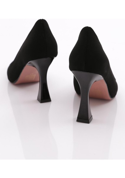 0620 Sivri Burun Parmak Dekolteli Uzun Topuklu Ayakkabı modelleri